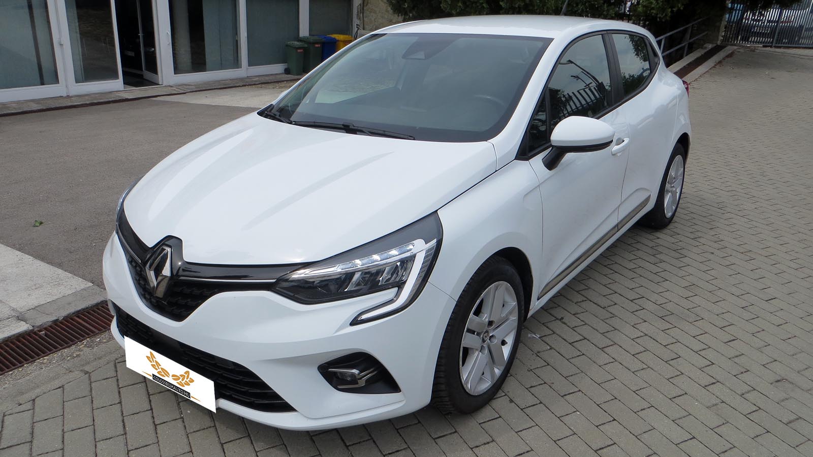 Renault Clio V 1.5 BlueDCI 100 KLÍMA-TEMPOMAT-RADAR-NAVIGÁCIÓ-SÁVTARTÓ-LED!